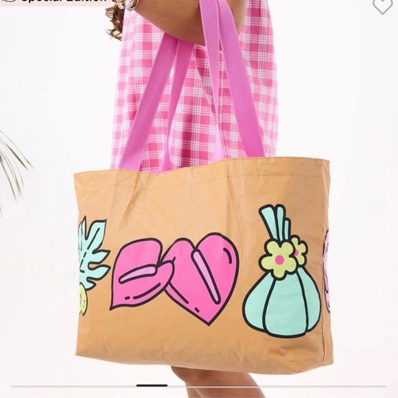 Aloha Collection x Hello Kitty Holo Holo
Brand New with Tags - Picture 2 of 8